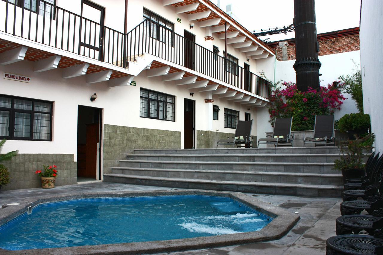 Отель Casa Blanca Текискиапан Экстерьер фото